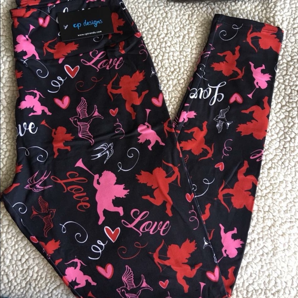 CP Designs Valentines Cupid Leggings One Size